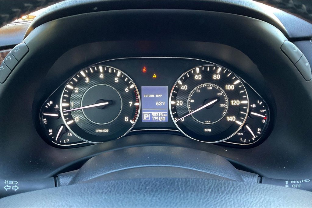 Used 2017 Nissan Armada Platinum RWD image 12