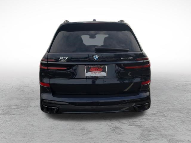 Used 2025 BMW X7 xDrive40i w/ M Sport Package AWD/4WD image 6