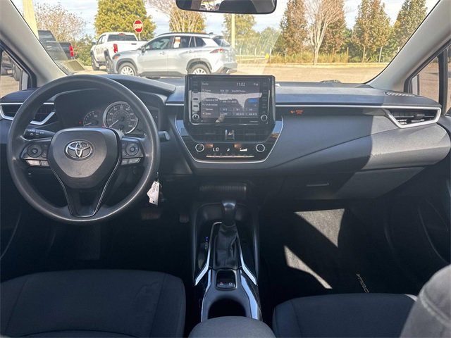 Used 2022 Toyota Corolla LE image 14