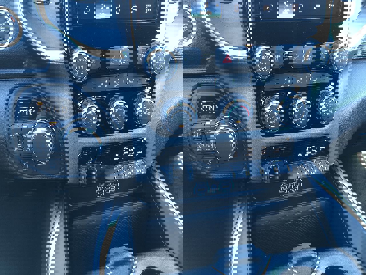 New 2026 RAM 1500 4x4 Crew Cab image 29