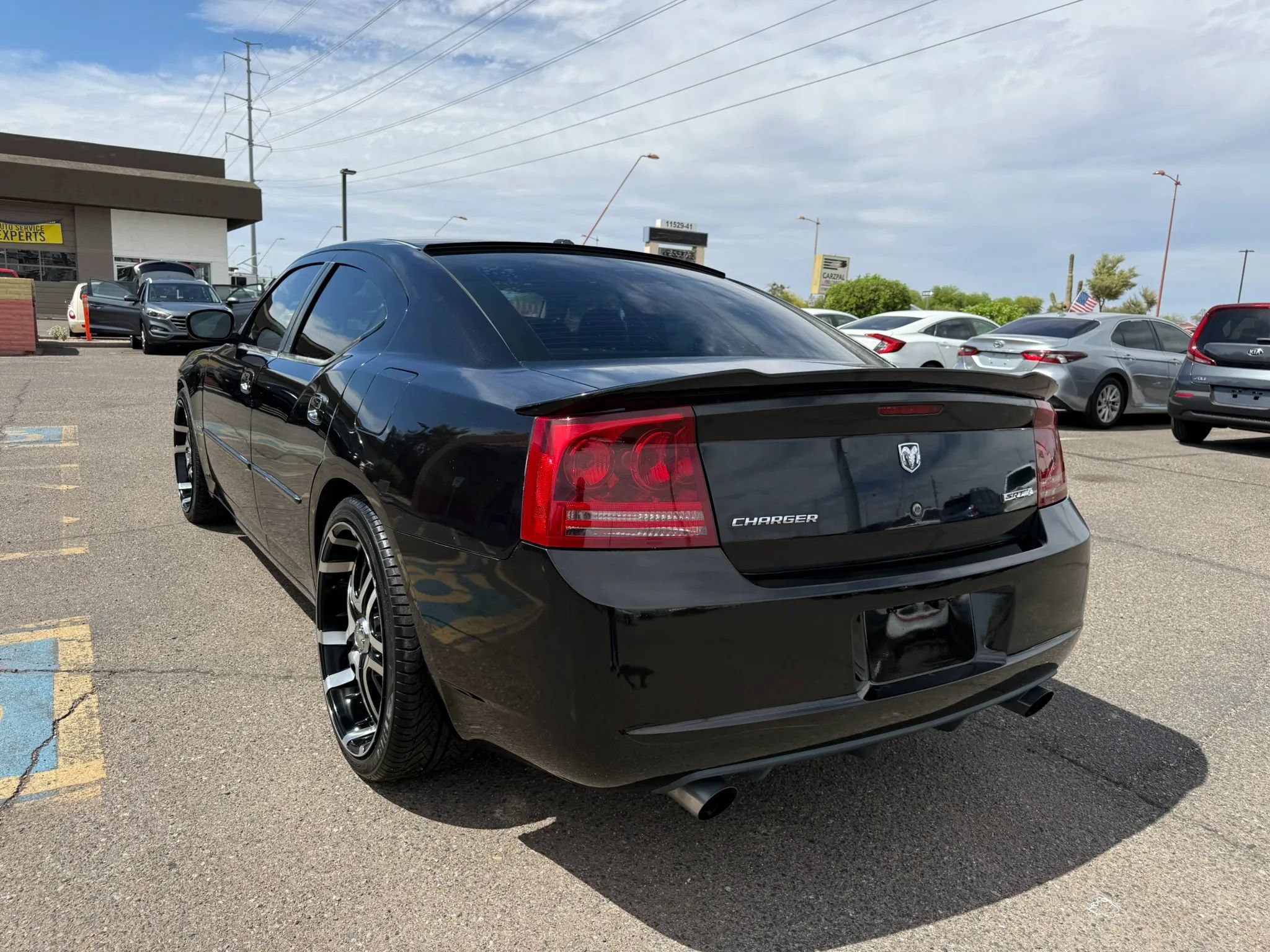 Used 2006 Dodge Charger SRT8 w/ SRT Option Group III RWD image 8