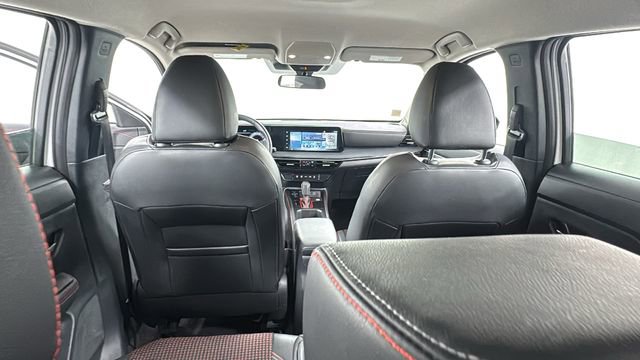 Certified 2025 Nissan Kicks SR image 17