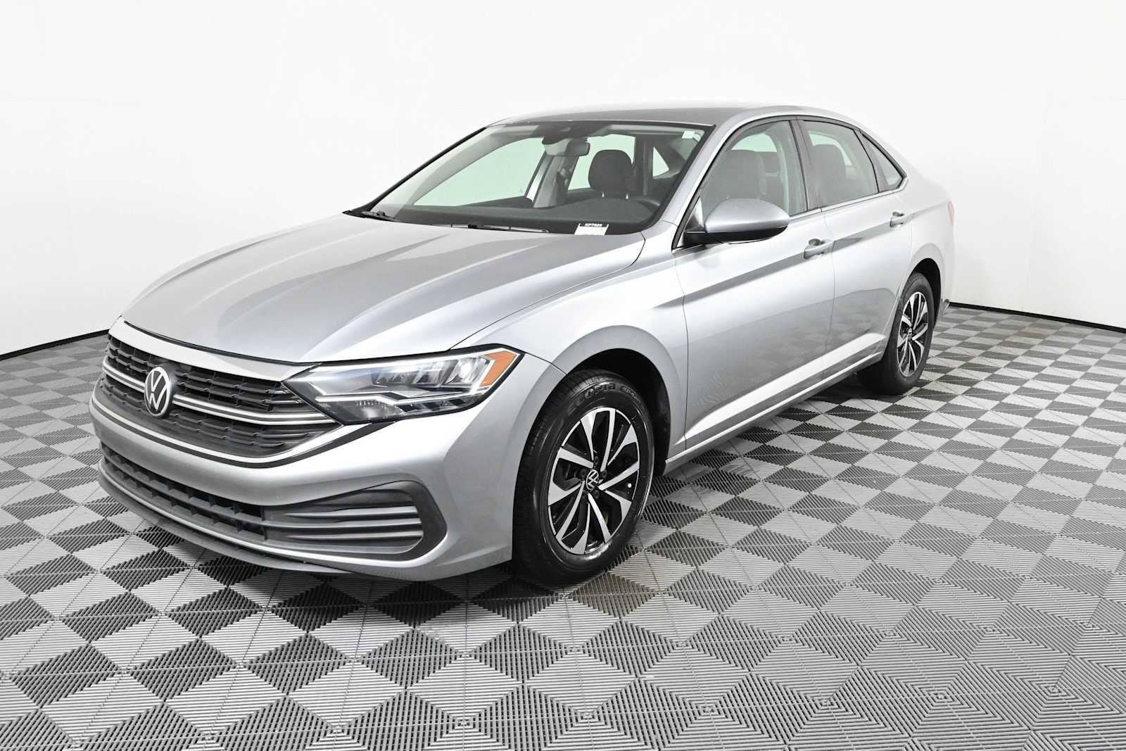 Certified 2022 Volkswagen Jetta S FWD image 2