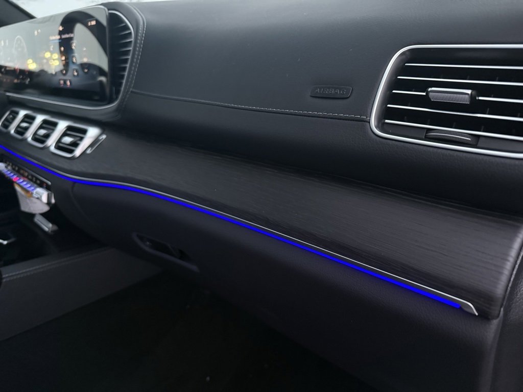 Used 2026 Mercedes-Benz GLS 450 4MATIC image 34