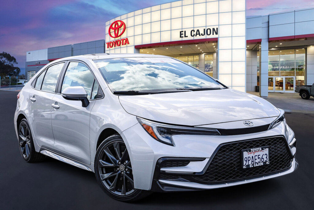 Certified 2024 Toyota Corolla XSE FWD image 1