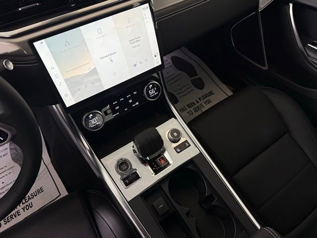 New 2024 Jaguar XF R-Dynamic SE image 37