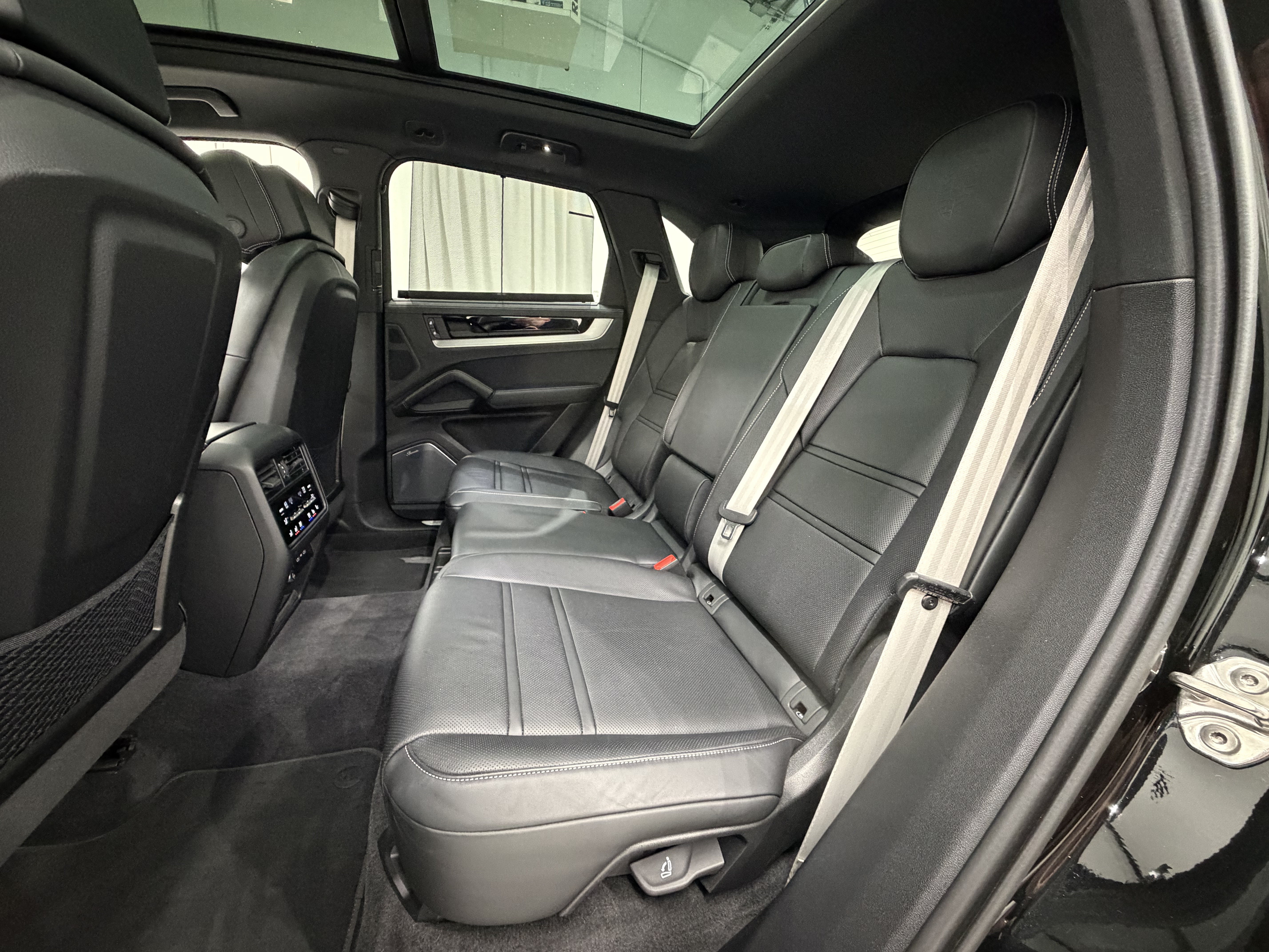 Certified 2026 Porsche Cayenne S AWD/4WD image 20