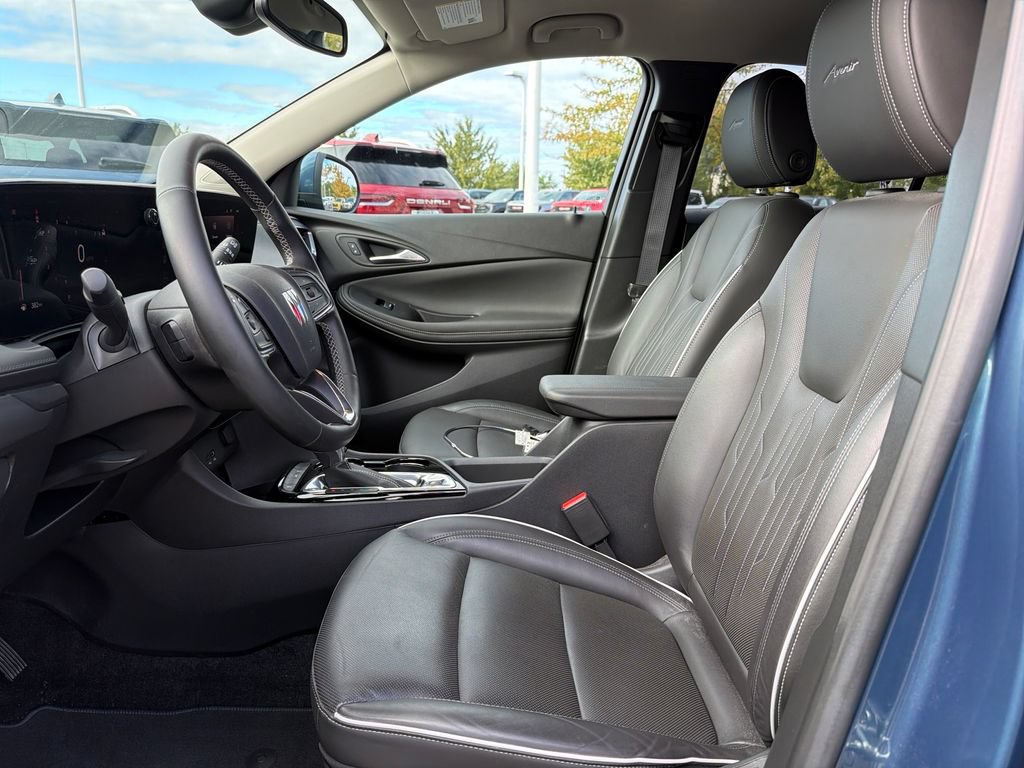 Certified 2024 Buick Encore GX Avenir w/ Avenir Convenience Package FWD image 11