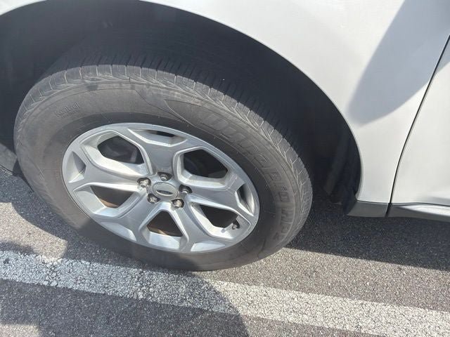 Used 2013 Ford Edge SEL FWD image 14