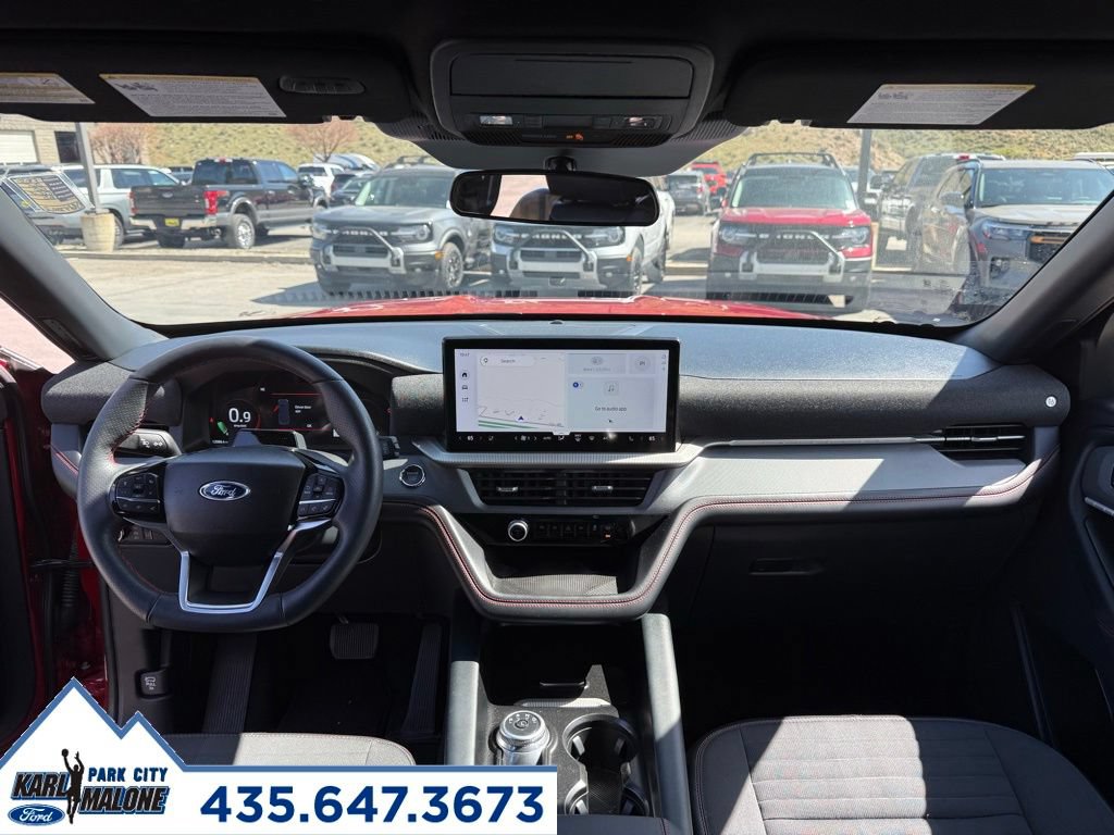 Used 2025 Ford Explorer ST-Line w/ ST-Line Street Pack AWD/4WD image 30