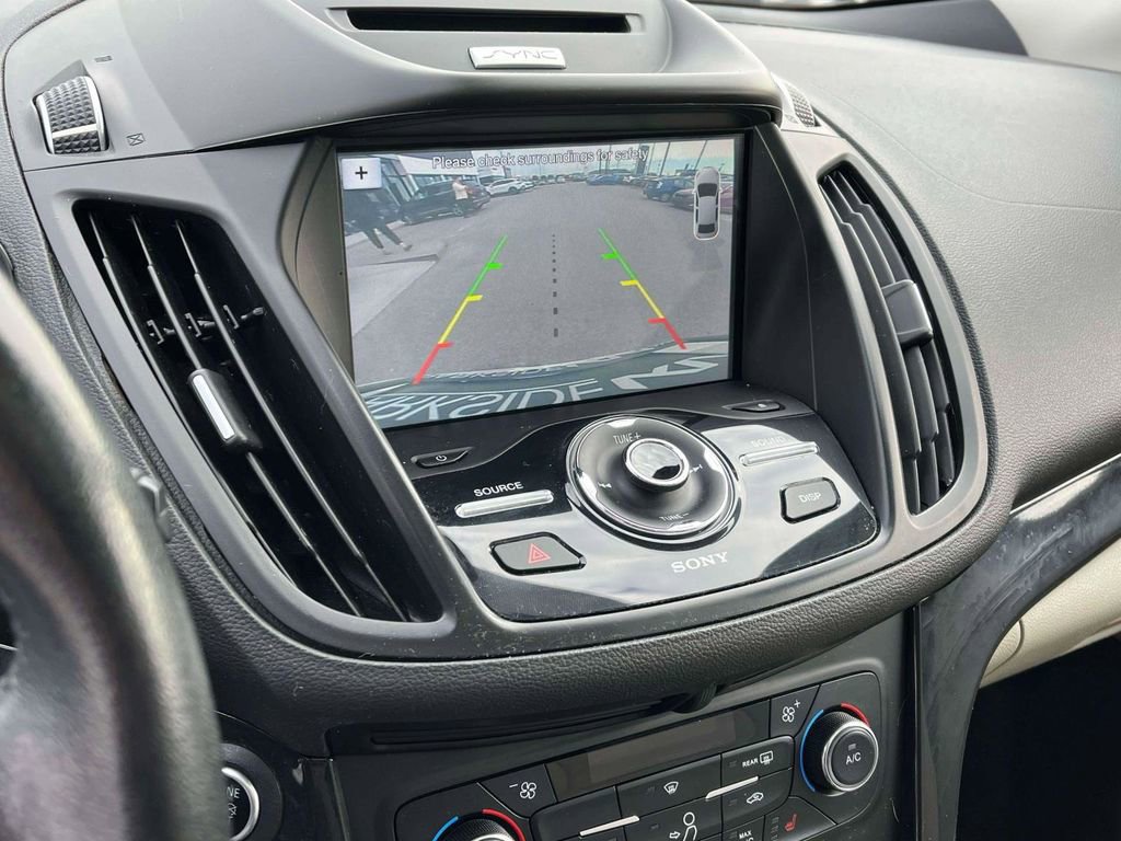 Used 2017 Ford Escape Titanium image 26