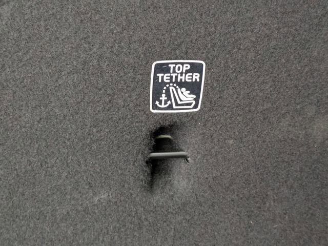 Used 2025 Volvo XC60 B5 Plus image 31