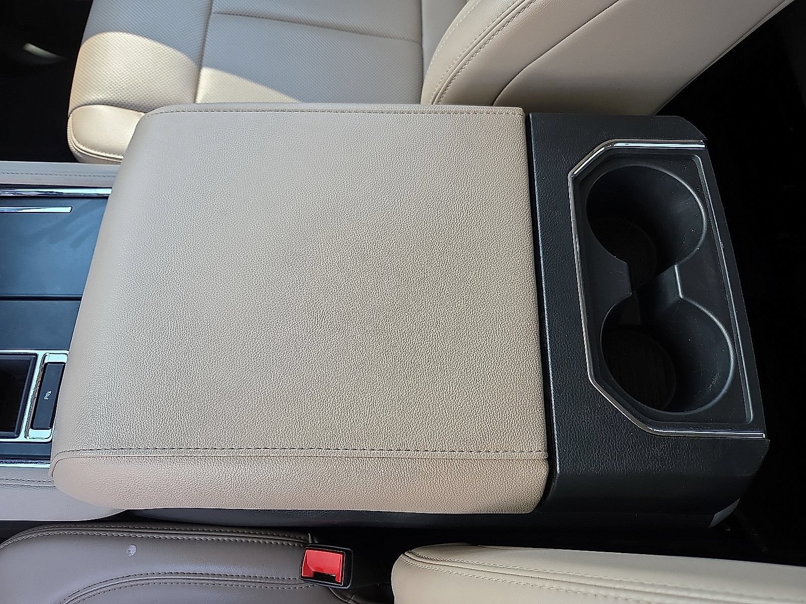Used 2023 Ford Expedition XLT RWD image 16