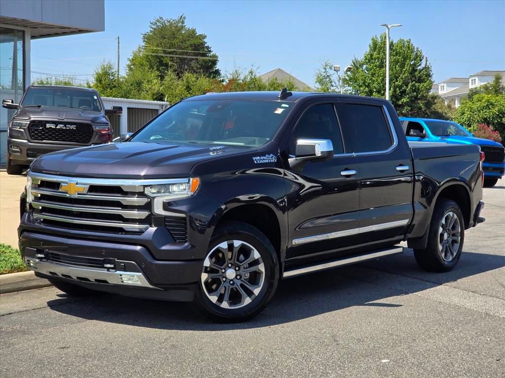 Used 2023 Chevrolet Silverado 1500 High Country w/ Z71 Off-Road Package AWD/4WD image 2
