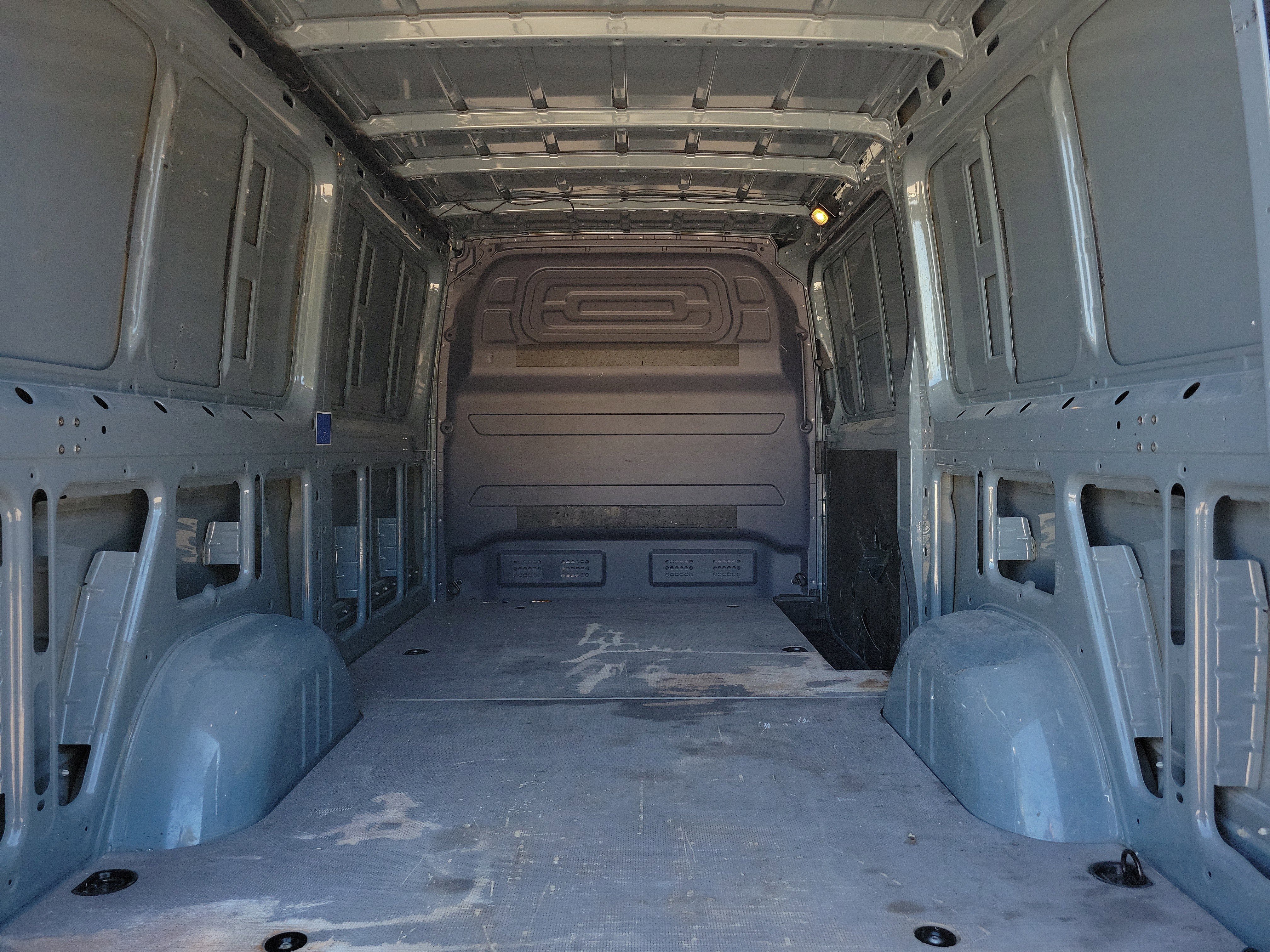 Used 2021 Mercedes-Benz Sprinter 144 Cargo image 22