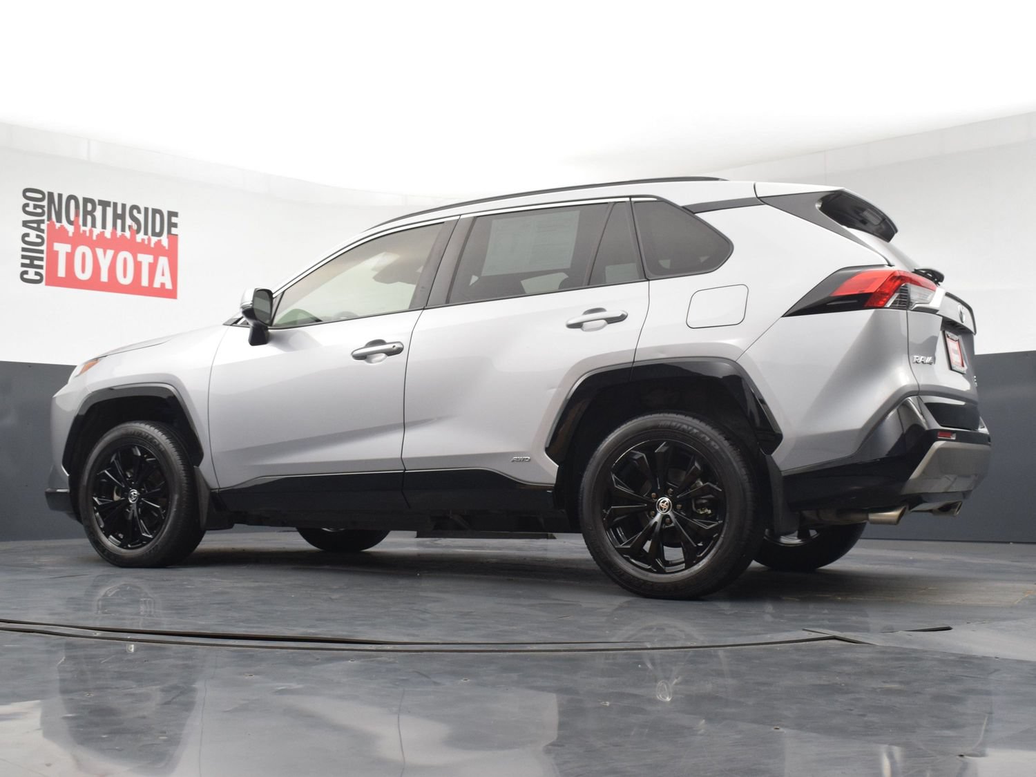Used 2022 Toyota RAV4 SE AWD/4WD image 25