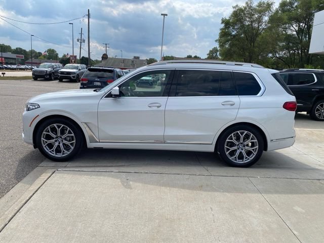 Used 2021 BMW X7 xDrive40i w/ Premium Package AWD/4WD image 11