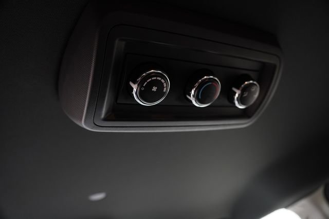 Used 2018 Dodge Grand Caravan SXT FWD image 21