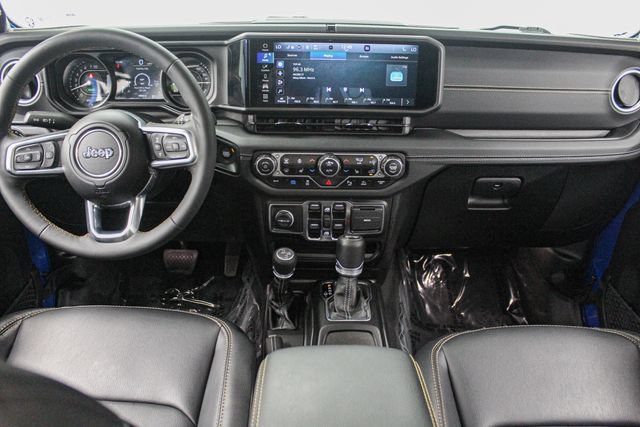 Used 2024 Jeep Wrangler Unlimited Sahara w/ Safety Group AWD/4WD image 30