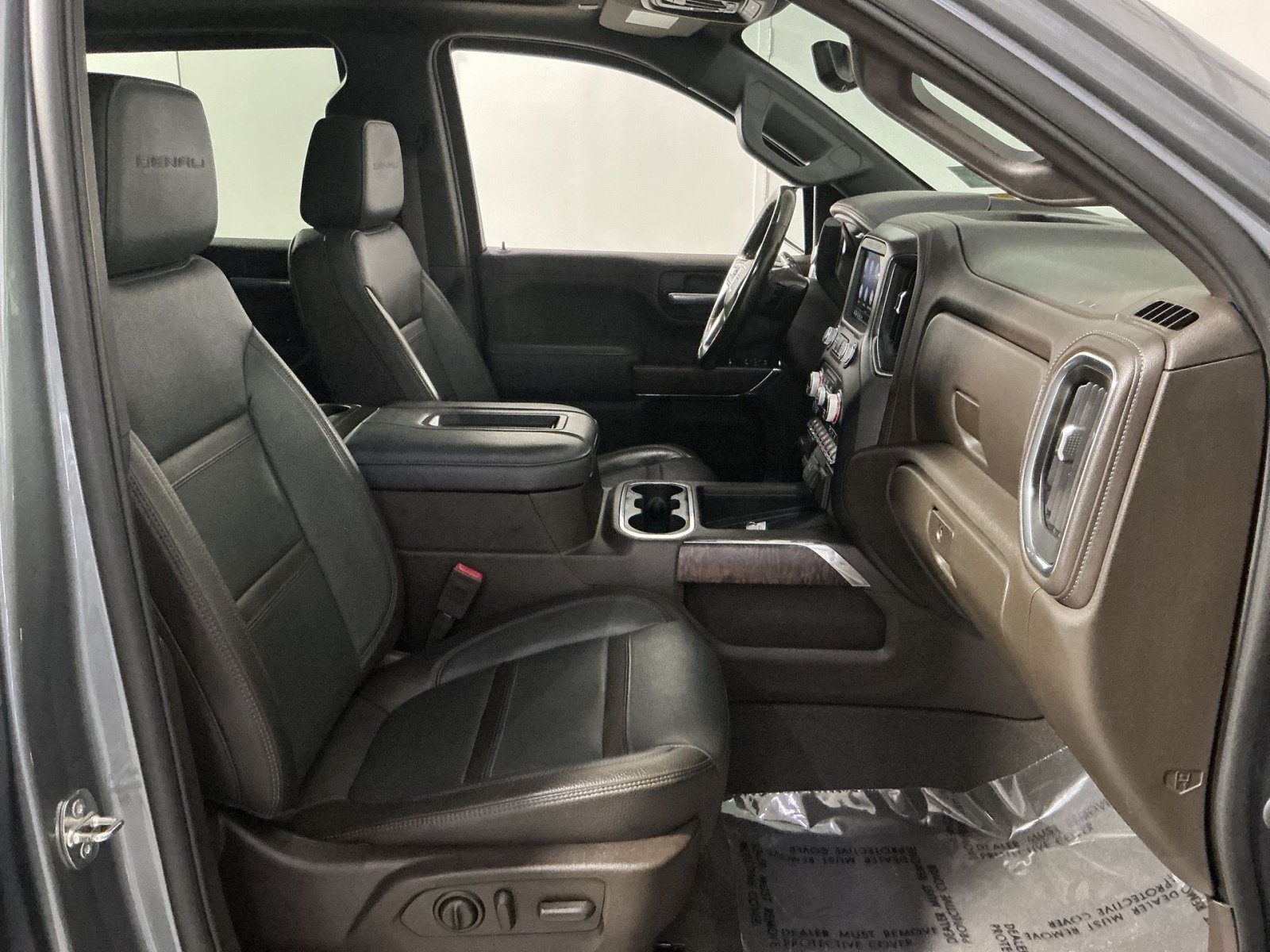 Used 2020 GMC Sierra 1500 Denali w/ Denali Ultimate Package AWD/4WD image 26