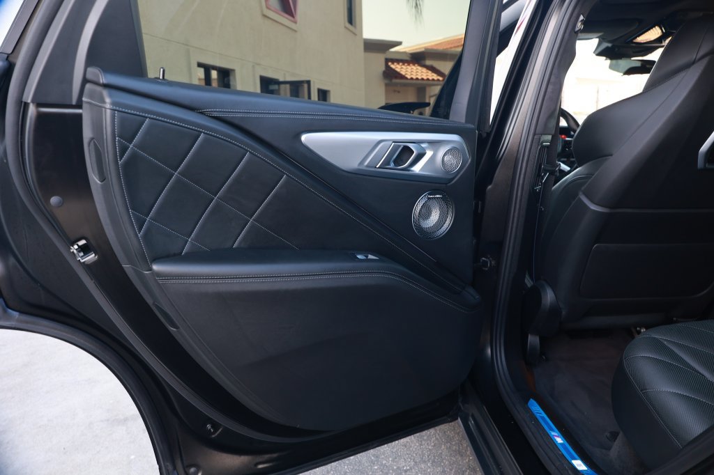 Used 2024 BMW XM AWD/4WD image 42