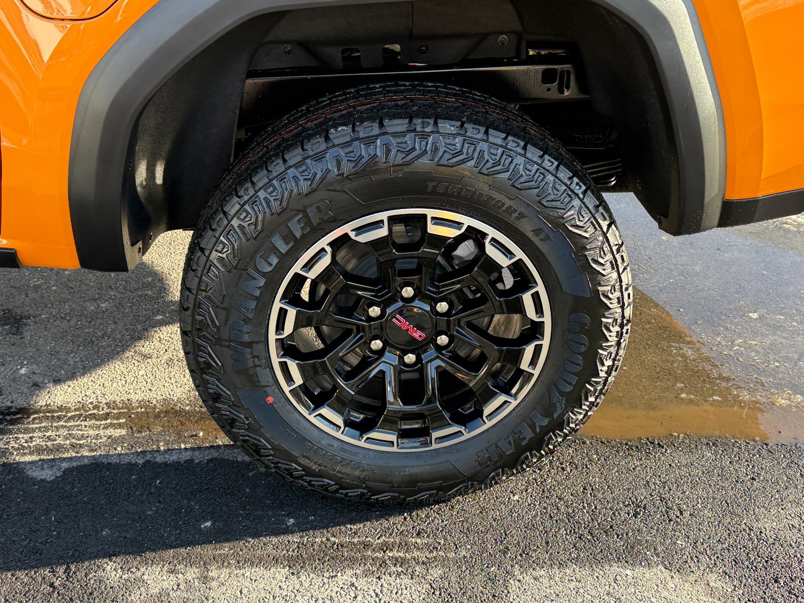 New 2026 GMC Canyon AT4 w/ Technology Plus Package image 10