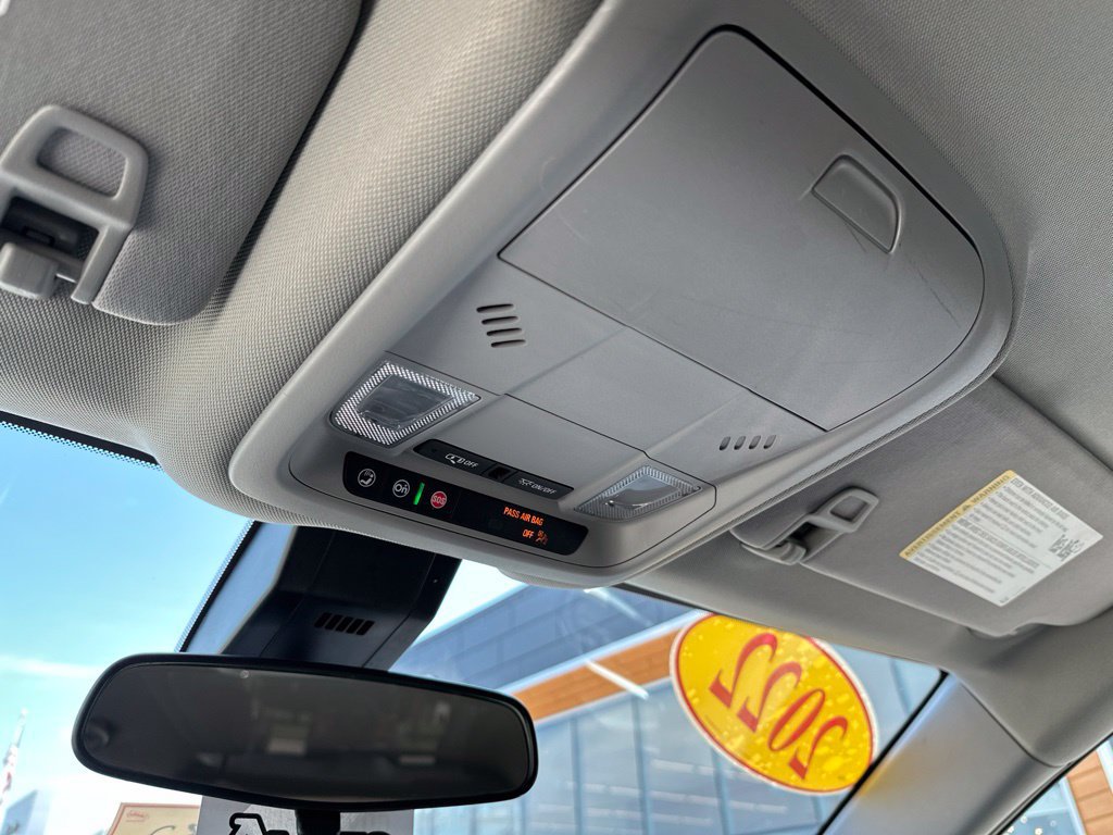 Used 2022 Chevrolet Equinox LT FWD image 33