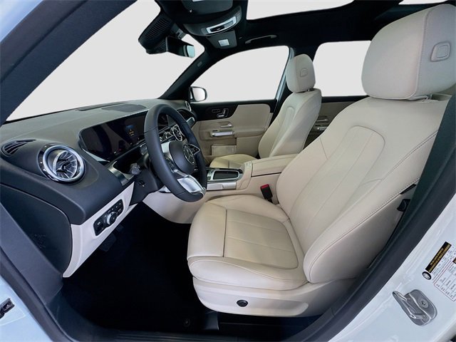 New 2025 Mercedes-Benz GLB 250 4MATIC image 4