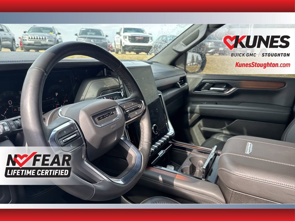 Used 2025 GMC Yukon Denali AWD/4WD image 28