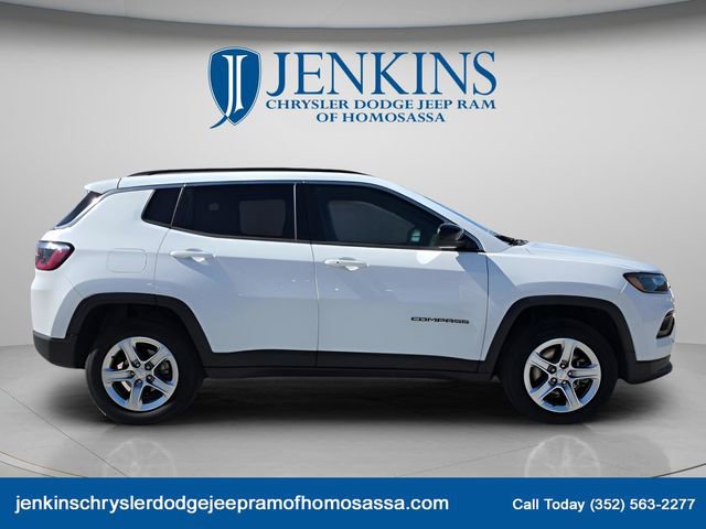 Certified 2024 Jeep Compass Latitude image 7