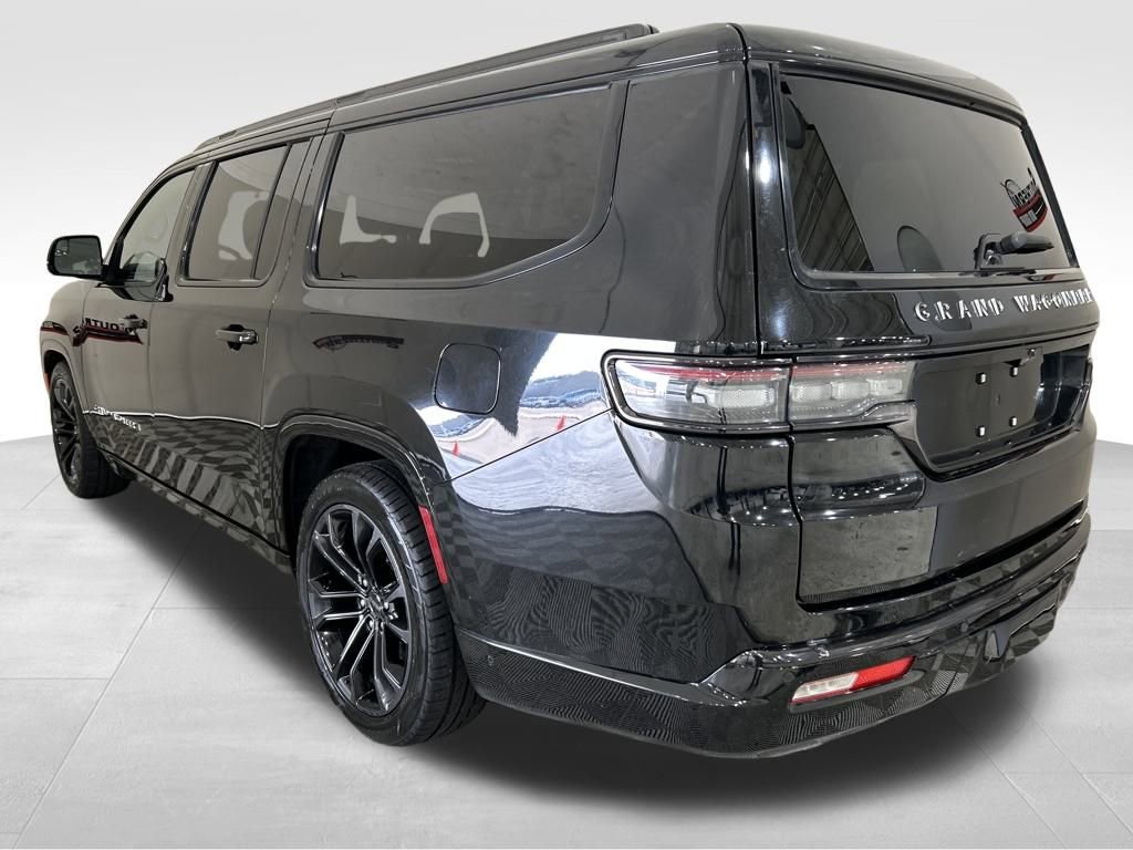 Used 2024 Jeep Grand Wagoneer L Series II w/ Quick Order Packagew 28T image 3