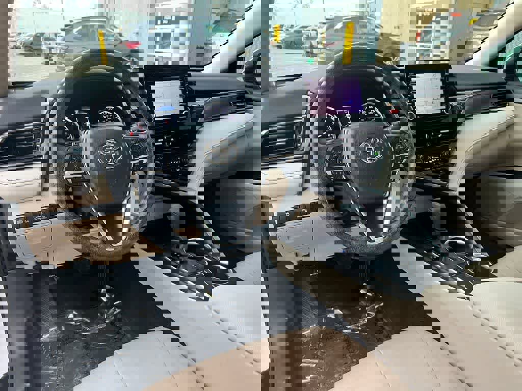 Used 2023 Toyota Camry LE image 22