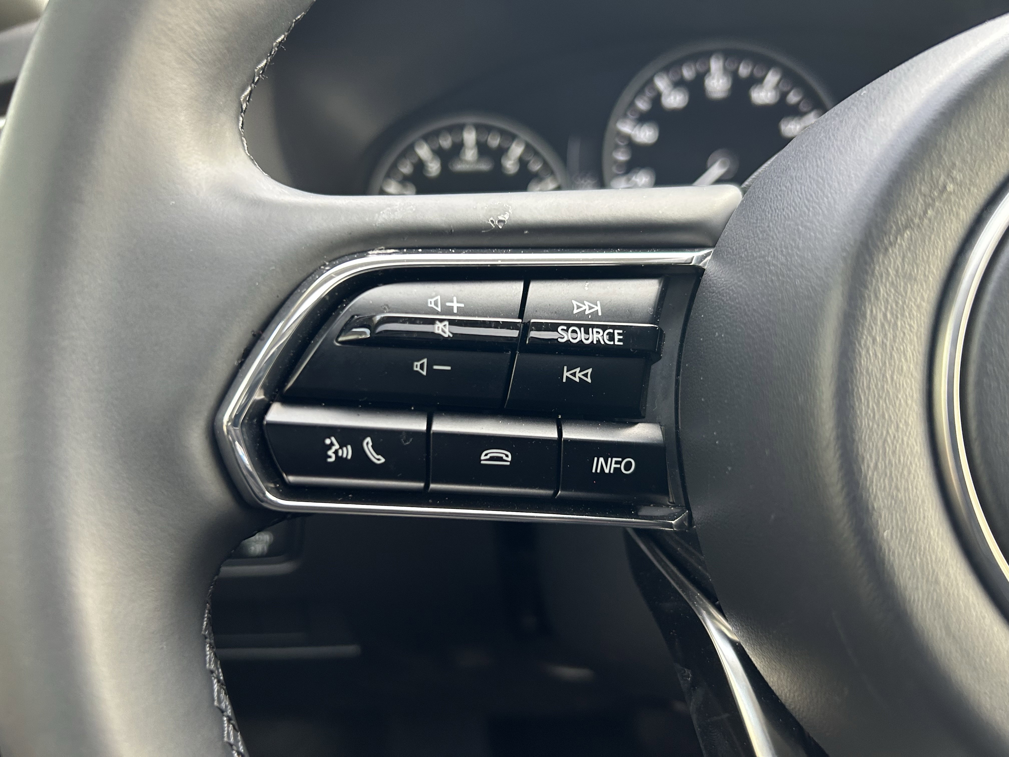 Certified 2025 MAZDA CX-90 3.3 Turbo w/ Preferred Package image 19