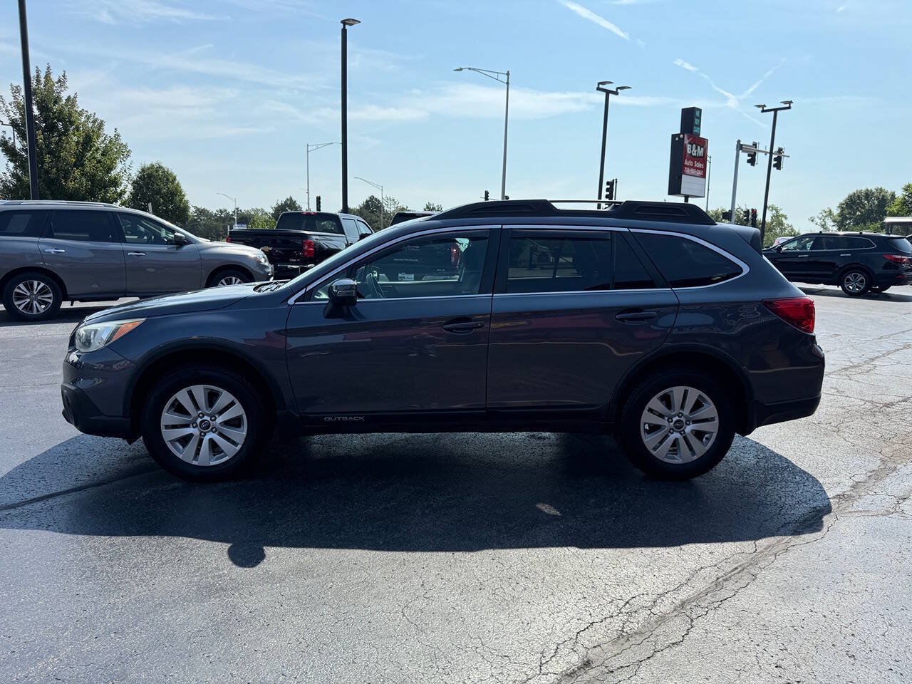 Used 2015 Subaru Outback 2.5i Premium AWD/4WD image 4