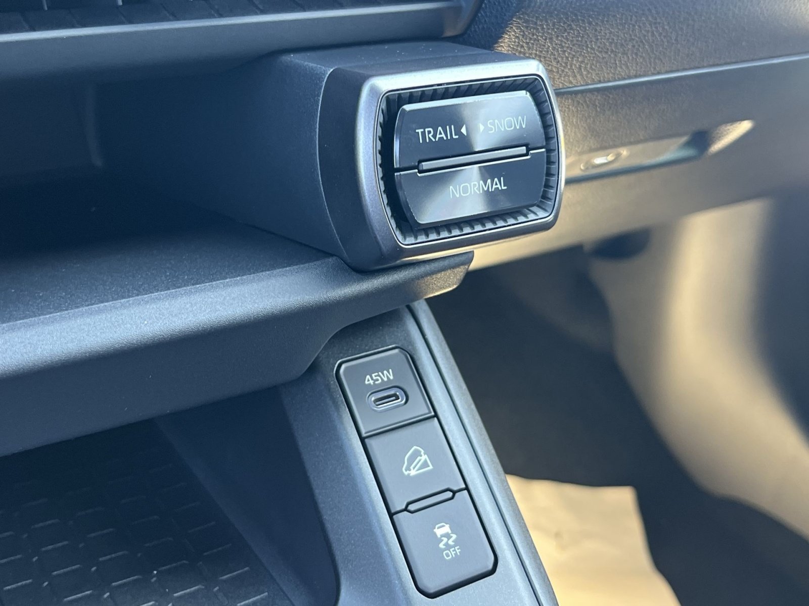 New 2026 Toyota RAV4 XSE AWD/4WD image 26