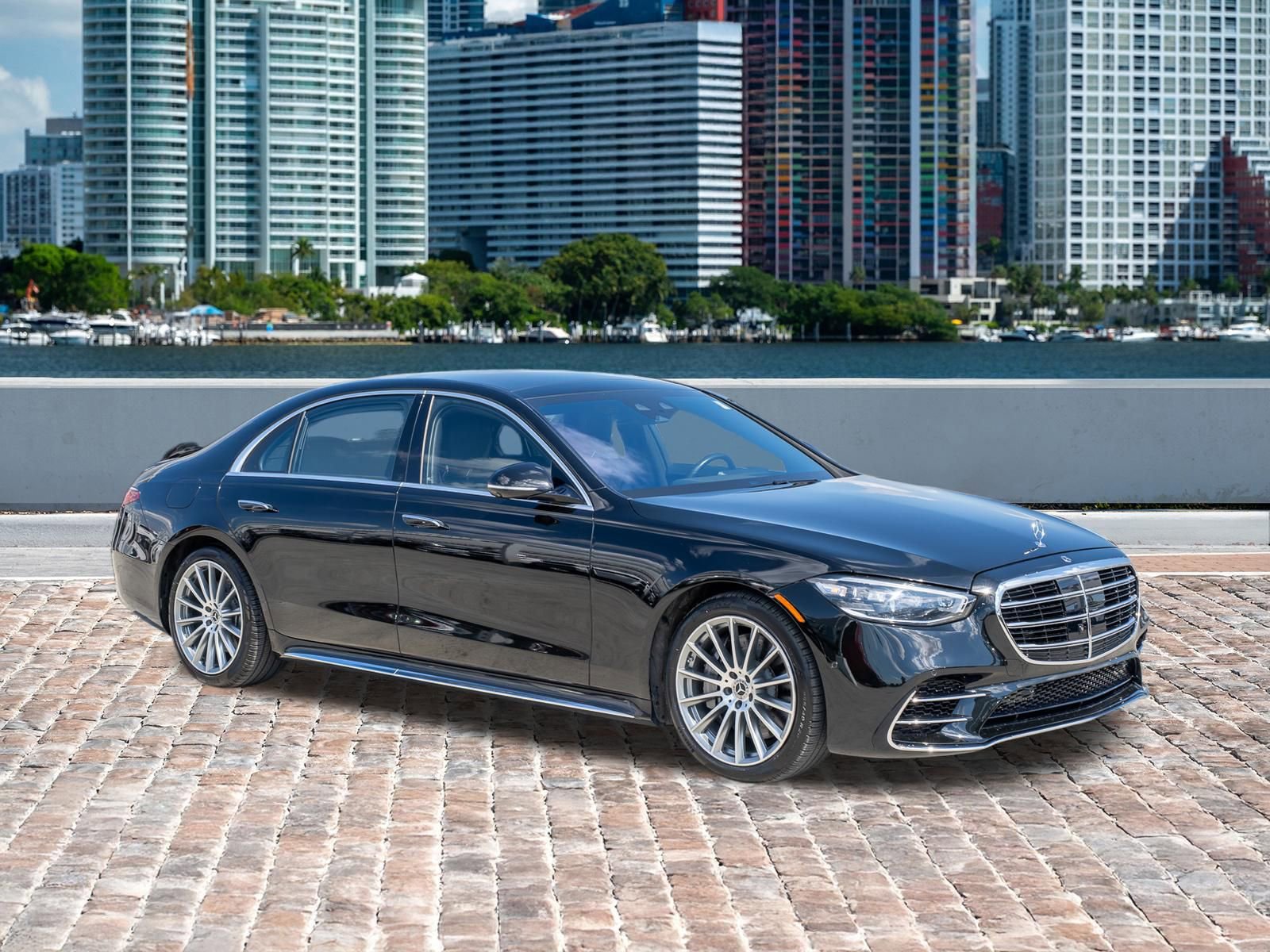 Used 2022 Mercedes-Benz S 580 4MATIC Sedan image 3