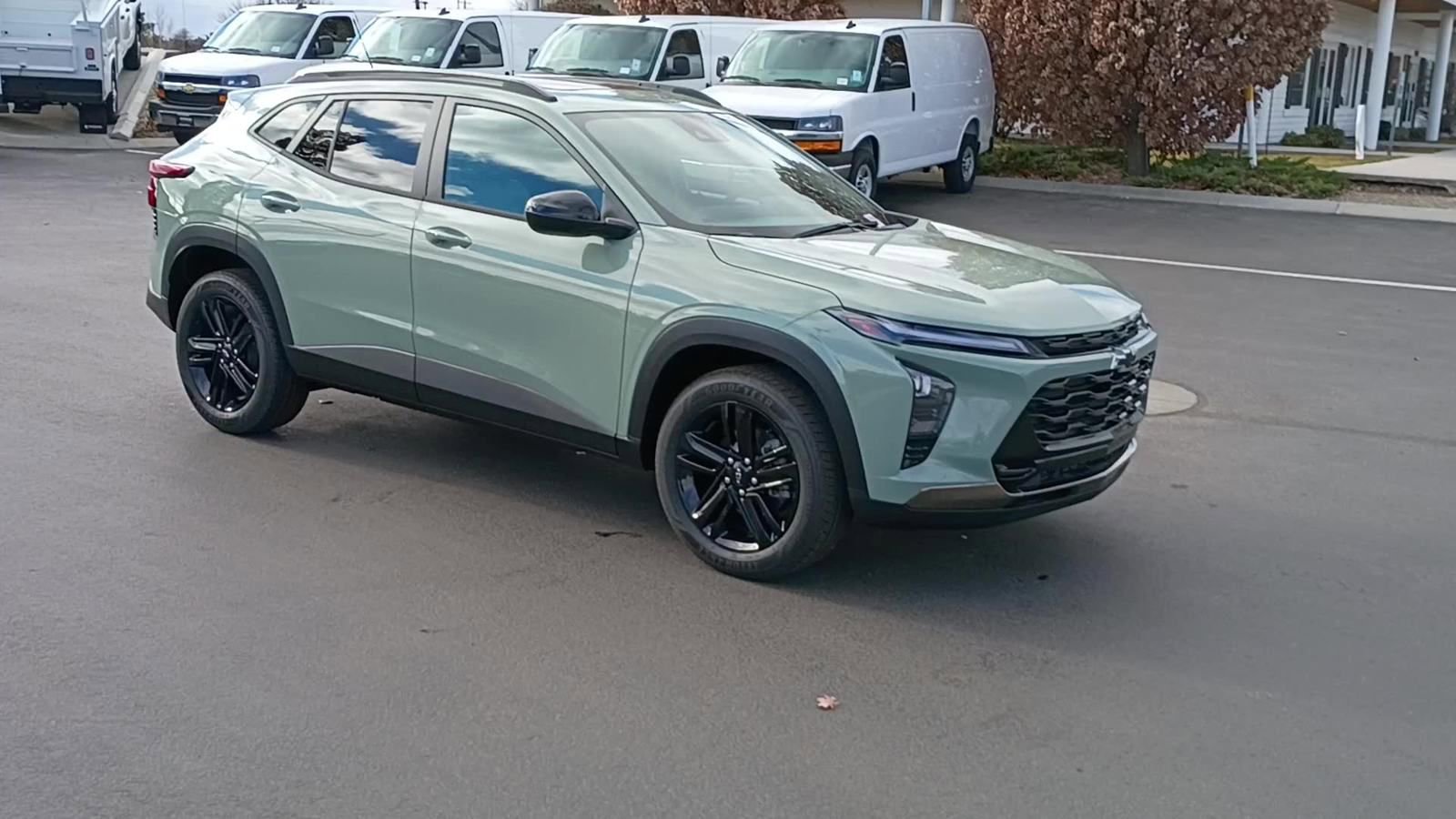 New 2026 Chevrolet Trax ACTIV w/ Sunroof Package image 3