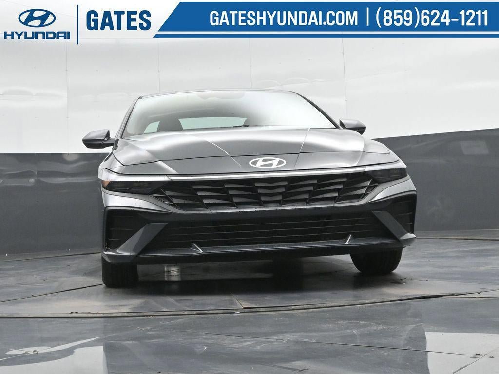 New 2026 Hyundai Elantra SE FWD image 39