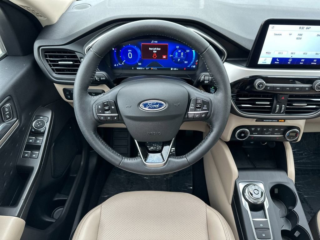 Certified 2020 Ford Escape SE Sport FWD image 13
