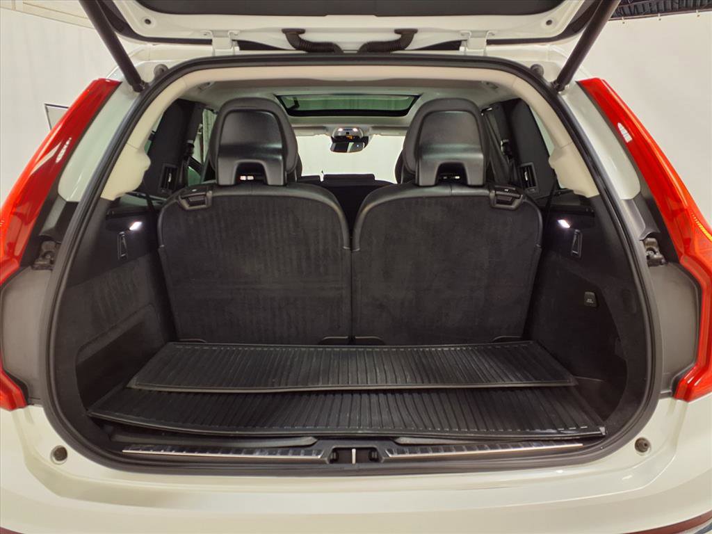 Used 2021 Volvo XC90 T6 Inscription w/ Climate Package image 27