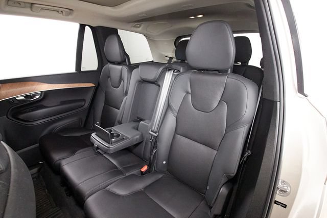 Certified 2023 Volvo XC90 B6 Plus w/ Protection Package Premier AWD/4WD image 19