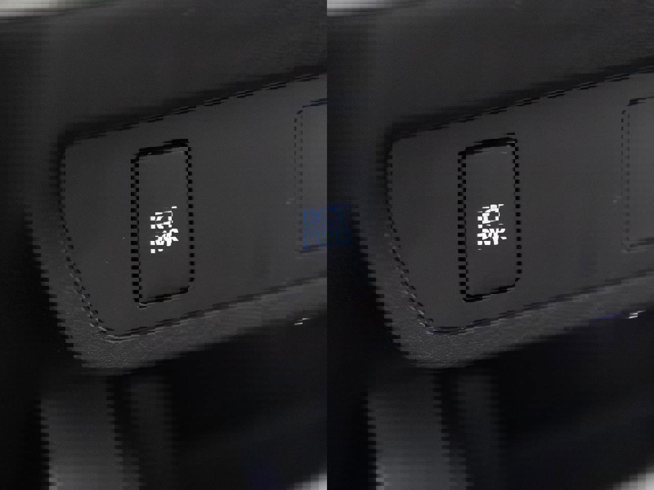 Used 2017 Toyota Tacoma SR image 17