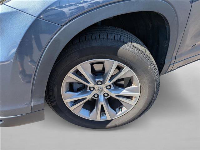 Used 2015 Toyota Highlander Plus image 9