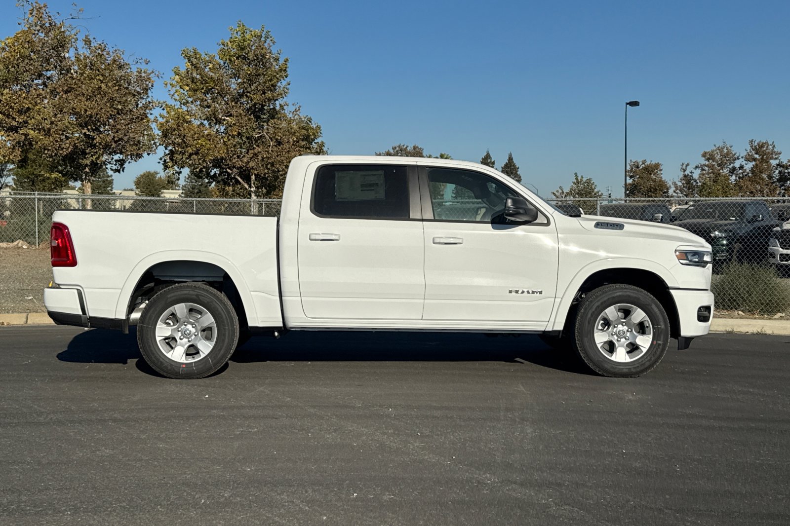 New 2027 RAM 1500 4x4 Crew Cab image 2