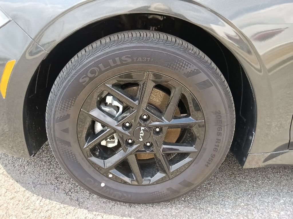 Used 2026 Kia K5 LXS image 10