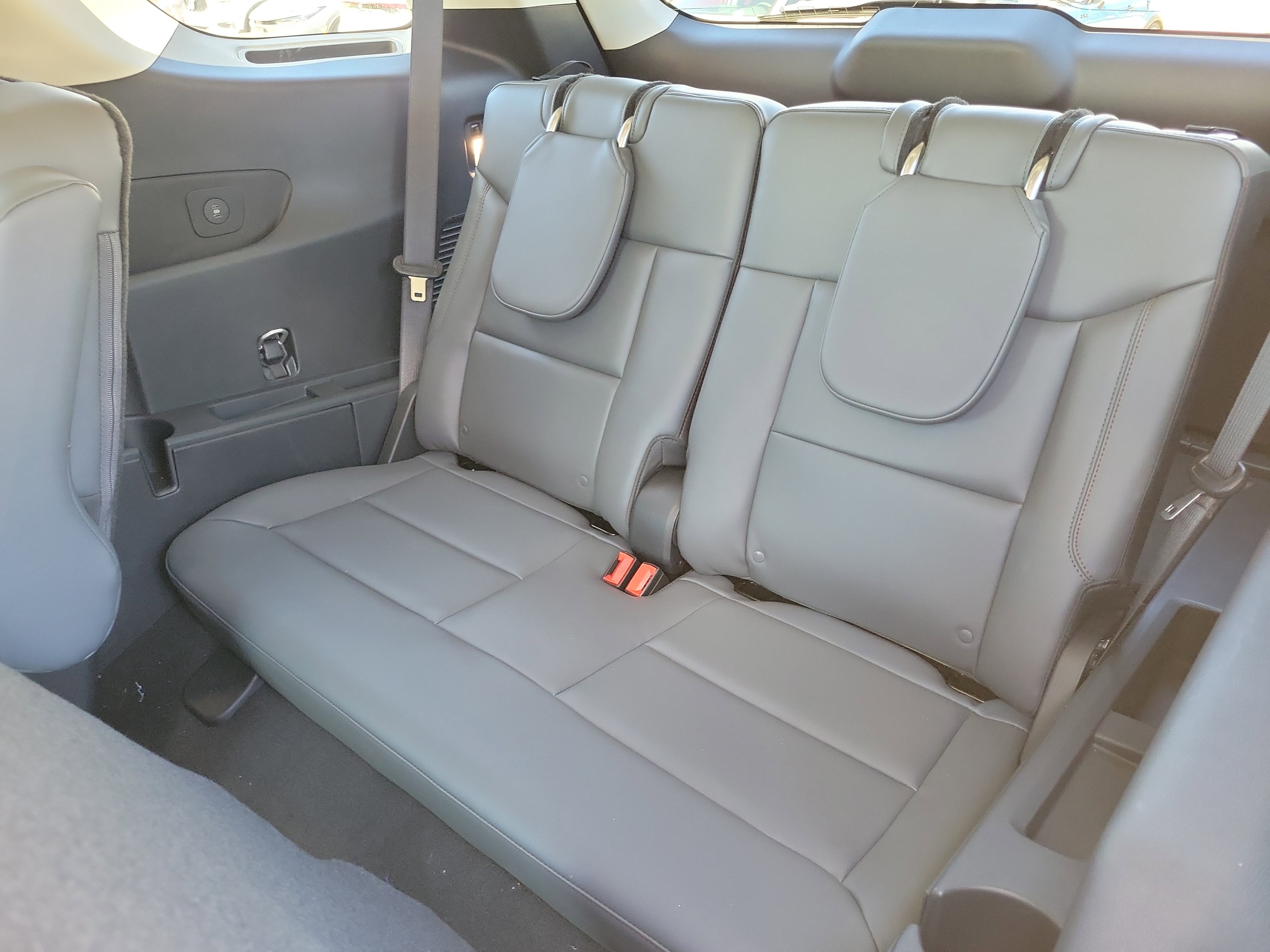 Used 2026 Ford Explorer Active w/ Active Comfort Package image 14