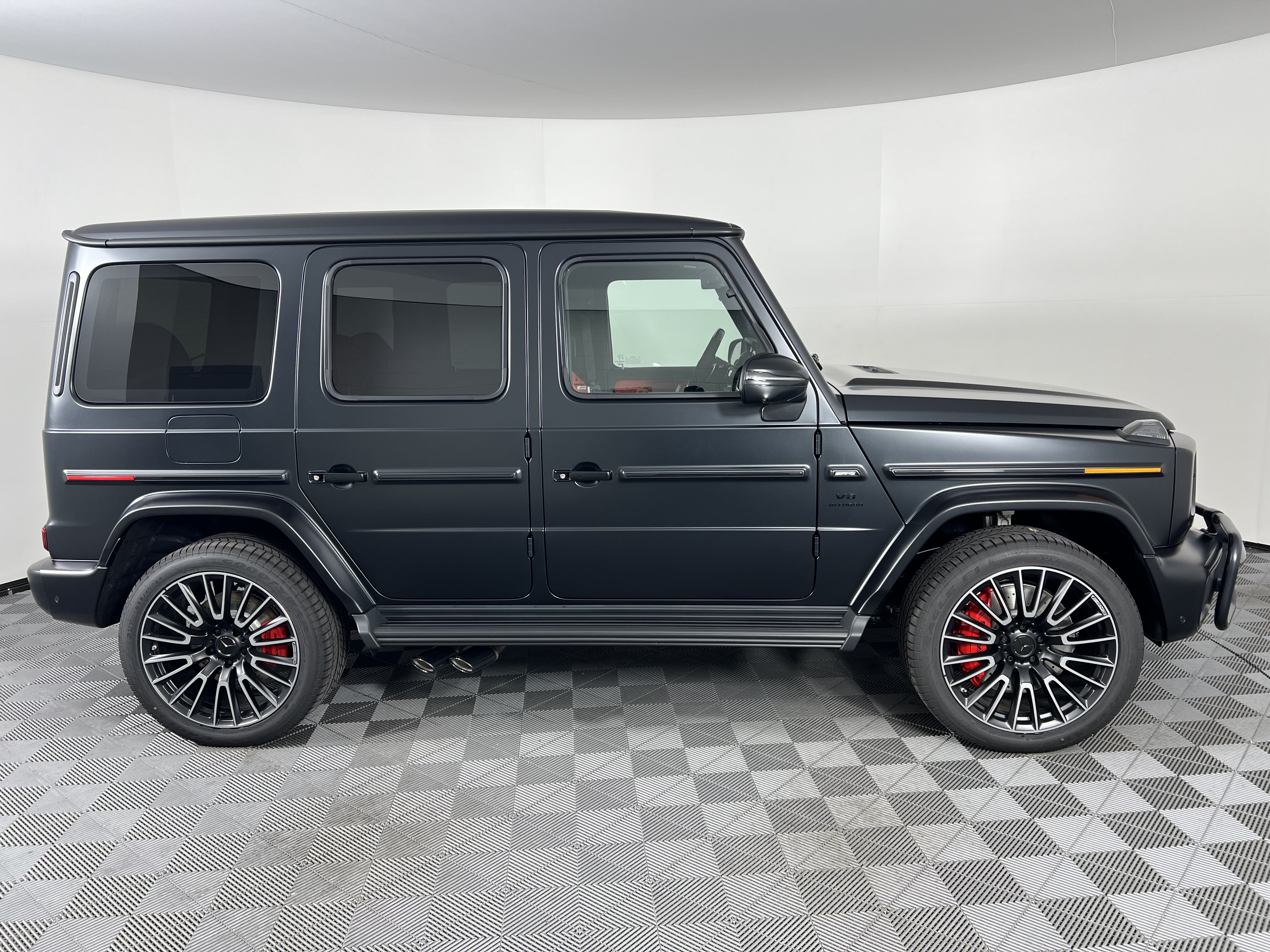 New 2027 Mercedes-Benz G 63 AMG 4MATIC image 14