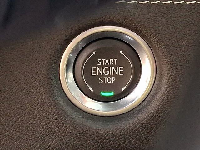 Used 2025 Cadillac Escalade Premium Luxury w/ Touring Package image 24