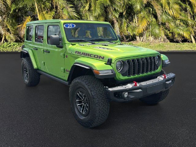 Used 2025 Jeep Wrangler Unlimited Rubicon AWD/4WD image 2