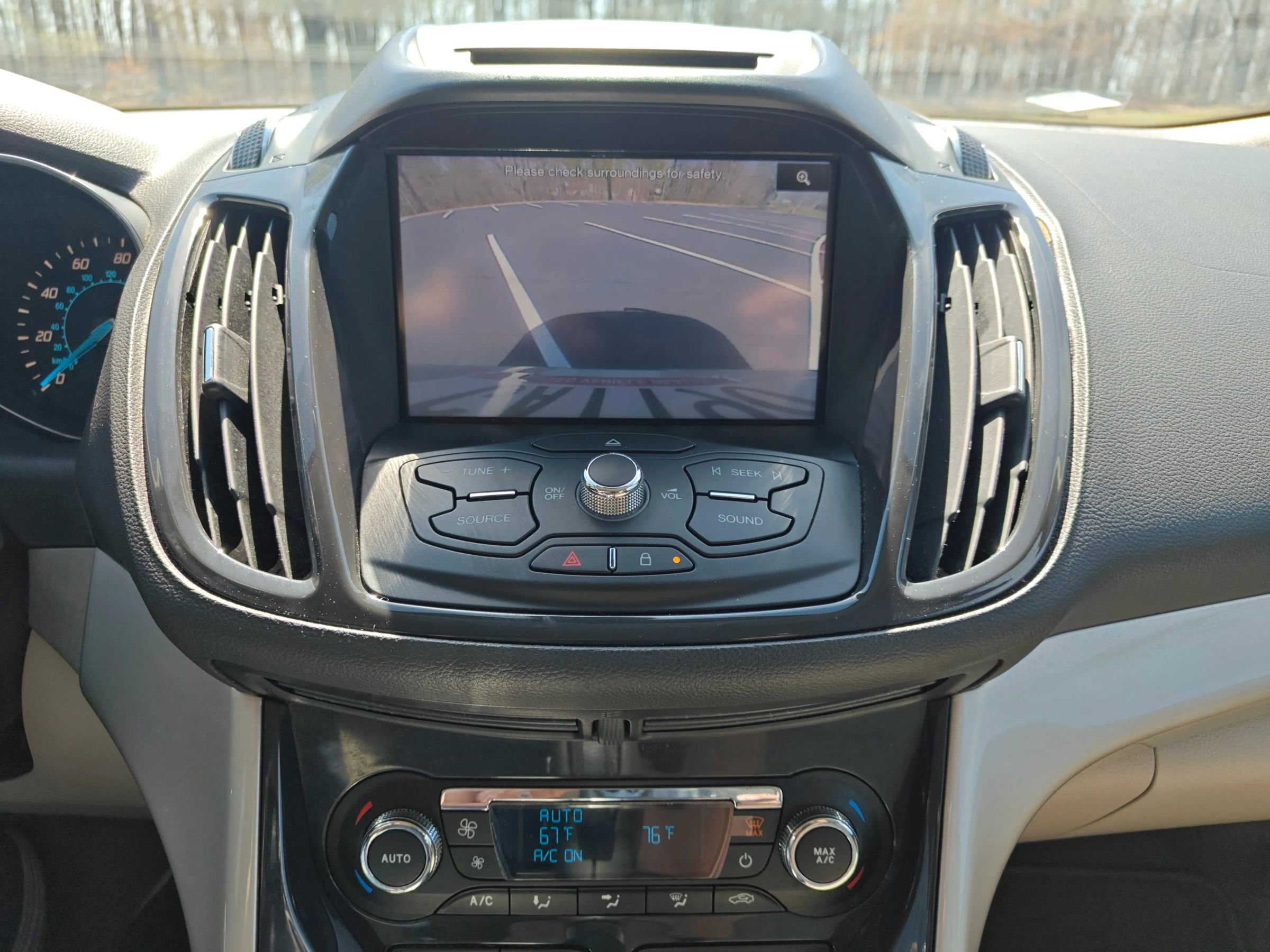 Used 2013 Ford Escape SEL image 9